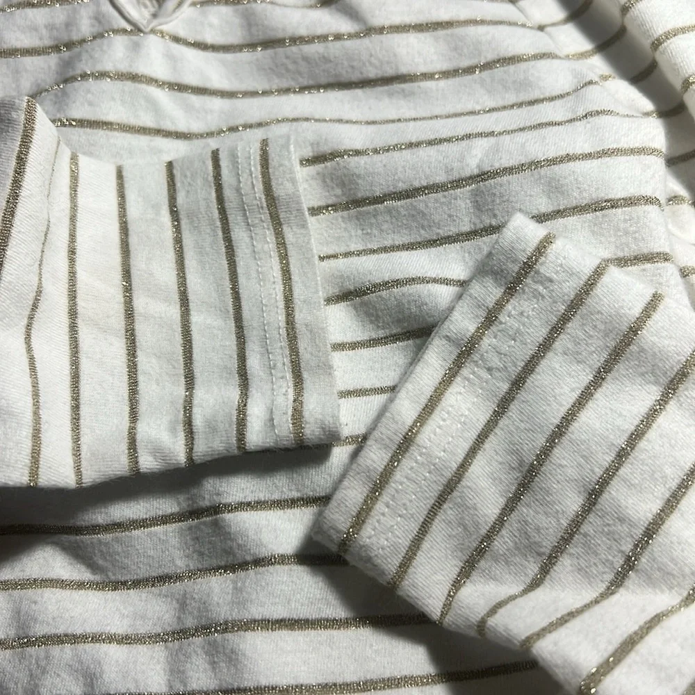 👧🏻 Bundle festive size 4 tops